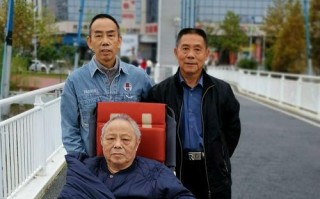 父亲的陪伴,我的一生(关于爱、成长、奋斗与感恩) 父亲的陪伴,我的一生(关于爱、成长、奋斗与感恩)