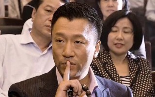 在墙之内与之外（在墙之内与之外）