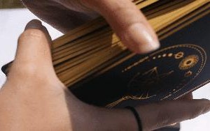 甜滋滋的幸福（一段不寻常的爱情故事）