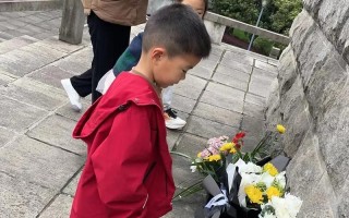 拥抱我的家乡（一位年轻人的追梦之路）