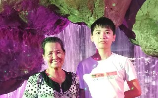泪水浸润的人生之路（用泪水谱写出的幸福人生）