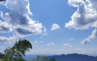 温暖人心（一个充满温情的小村庄）
