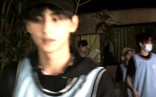 青春之花绽放的时刻（年轻人的奋斗与坚持）