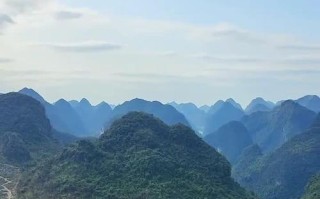 大自然之光（以大自然为根基的灵魂之旅）