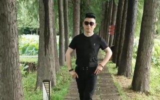 与自然共舞（与自然共舞）
