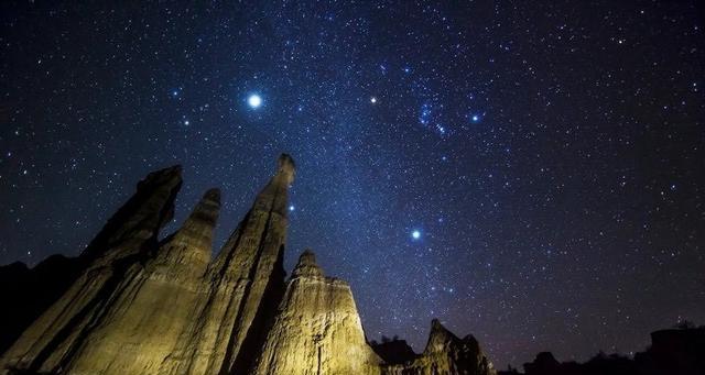 《星空下的承诺》（追寻美好的过程，不只是繁星闪耀）-第3张图片-学作网