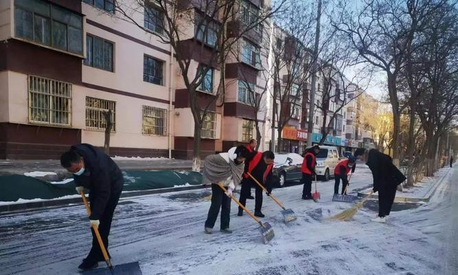 谢谢扫雪的人（冰天雪地里的自救与拯救）-第2张图片-学作网