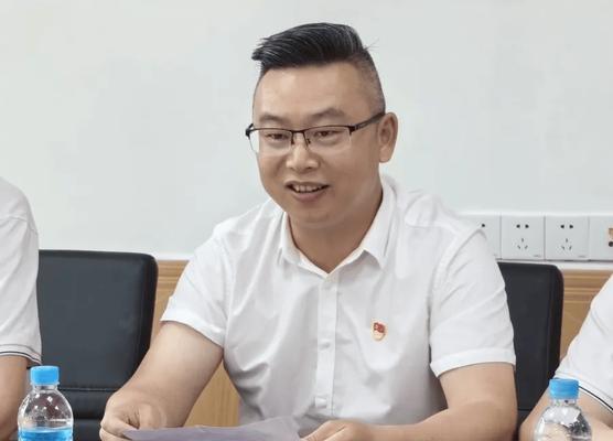 《以爱使我走向成功》-第2张图片-学作网