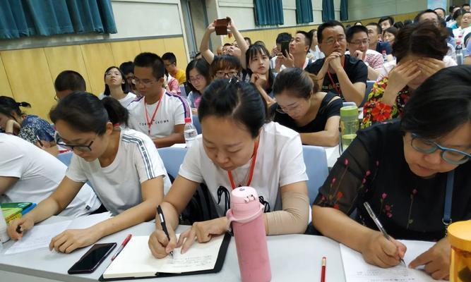 好老师的点滴灵感（每一位好老师都值得尊重）-第2张图片-学作网