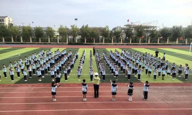 人间真情（交通安全在我身边）-第1张图片-学作网