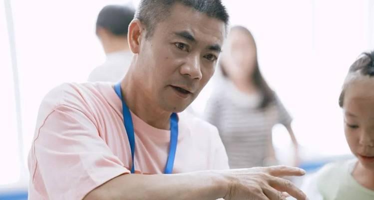 微笑与坚强（爱是最强大的力量）-第2张图片-学作网