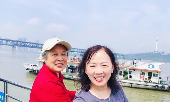 亲情美的力量：父亲的无私付出-第2张图片-学作网