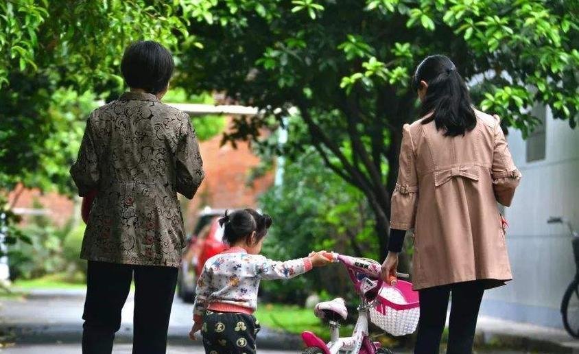 适应外婆的节奏（外婆教我如何生活）-第1张图片-学作网