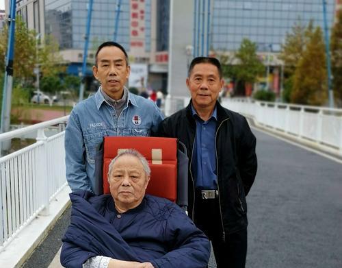 父亲的陪伴，我的一生（关于爱、成长、奋斗与感恩）-第1张图片-学作网