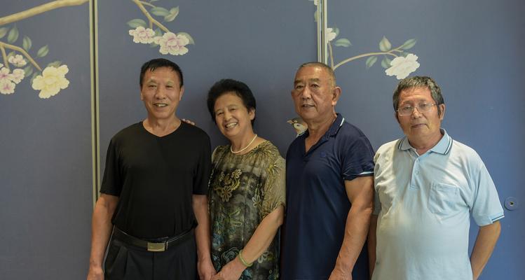 友情的厚度-第1张图片-学作网