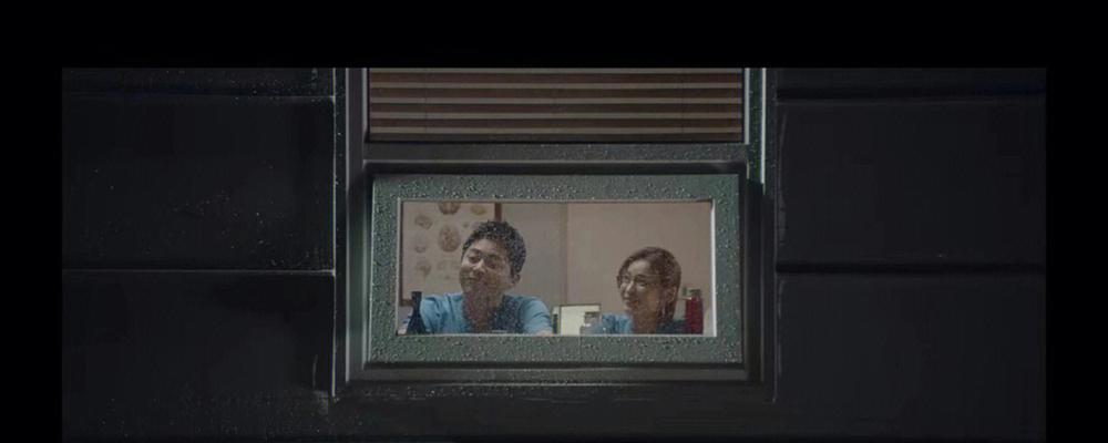 一把伞，两个人，一段友情（雨中的点滴温暖，一生难忘的朋友）-第1张图片-学作网