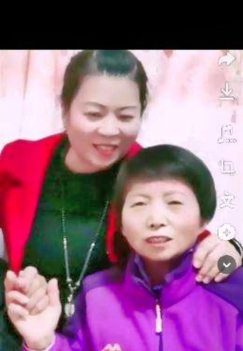 小灯泡的温暖（母亲的爱心故事）-第1张图片-学作网