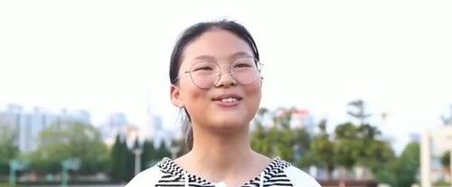 坚强的微笑（以爱为动力，以微笑为武器）-第1张图片-学作网