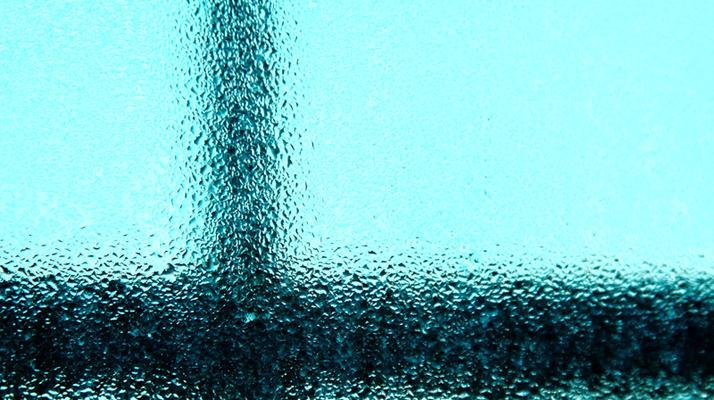 冬雨中的那些故事（淅淅沥沥的雨声，那是多少人曾经的记忆）-第1张图片-学作网