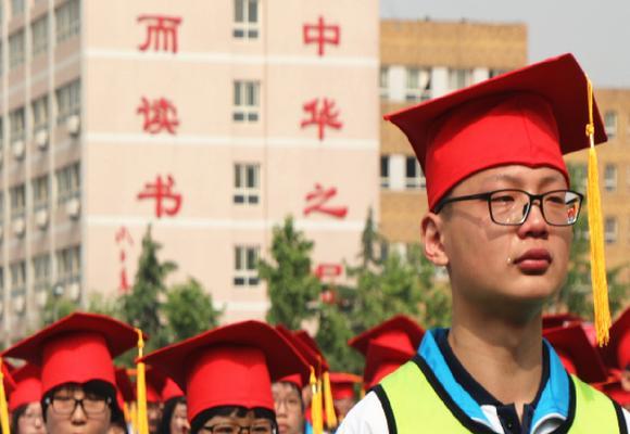踏出第一步的勇气（一个小女孩的奇幻之旅）-第2张图片-学作网