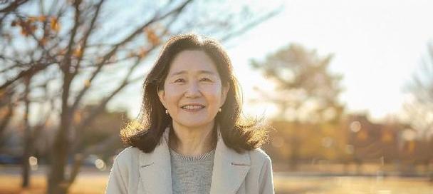月色下的思绪（爱恨情仇在月光下交织）-第2张图片-学作网