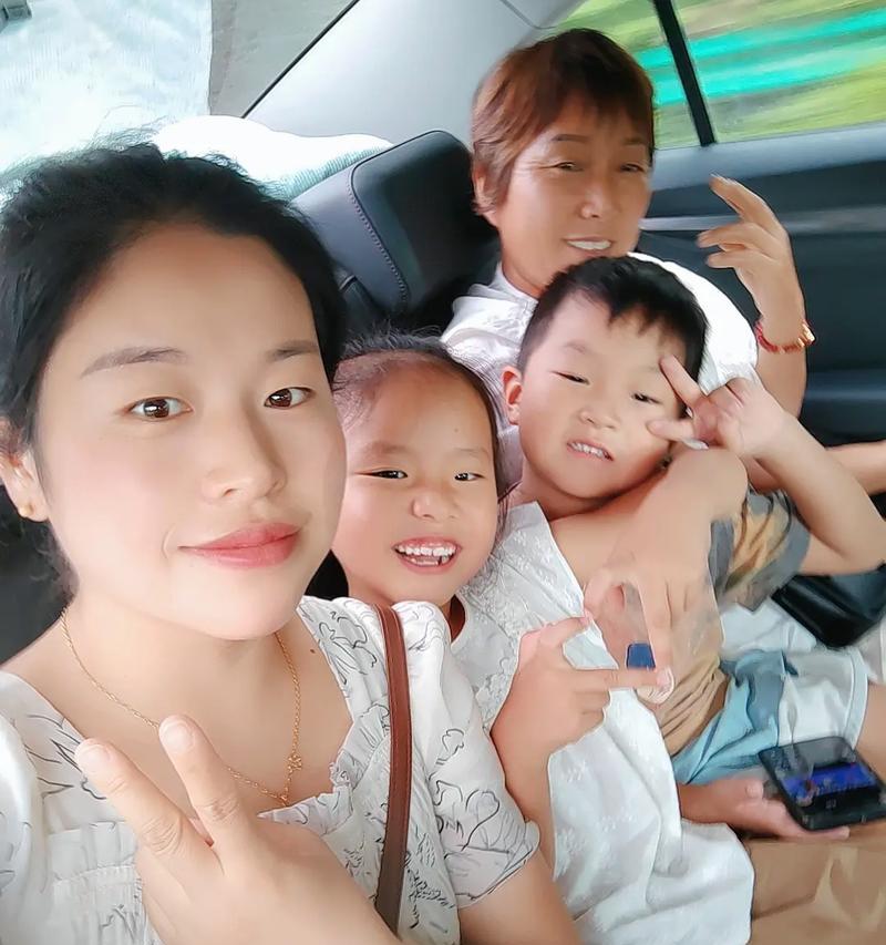 微笑声音（让世界充满温暖）-第3张图片-学作网