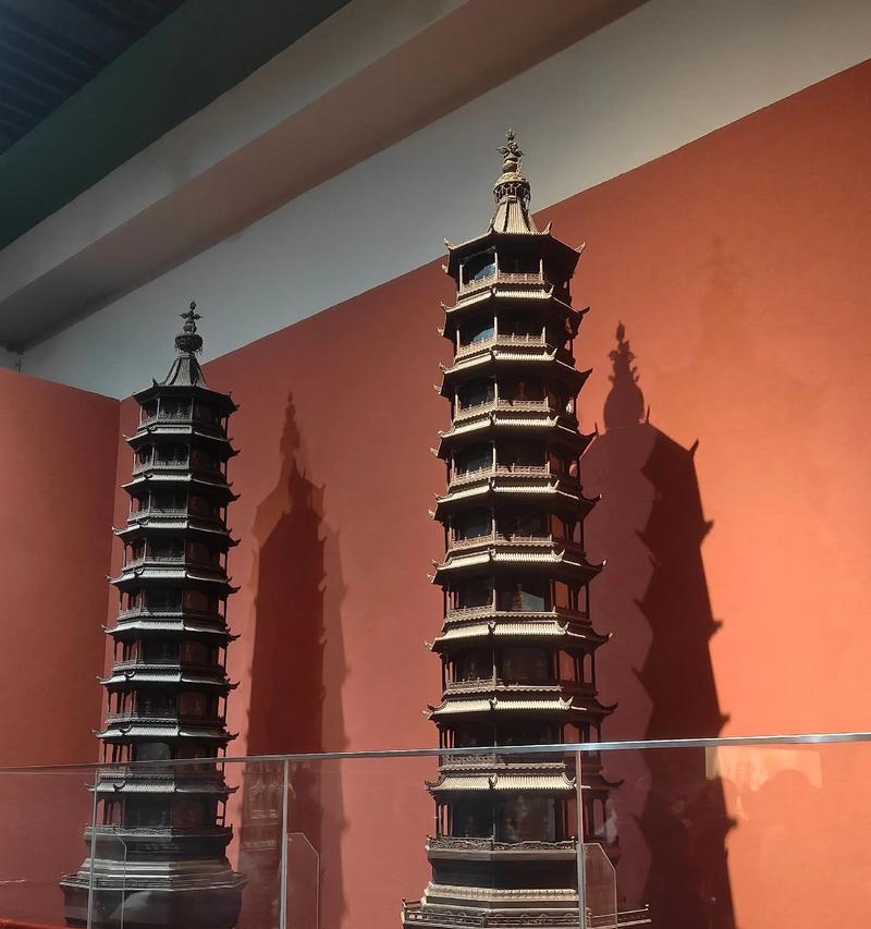 威武将军——巍巍不可撼动的力量（英勇无畏的将军，征战沙场谱写辉煌篇章）-第2张图片-学作网