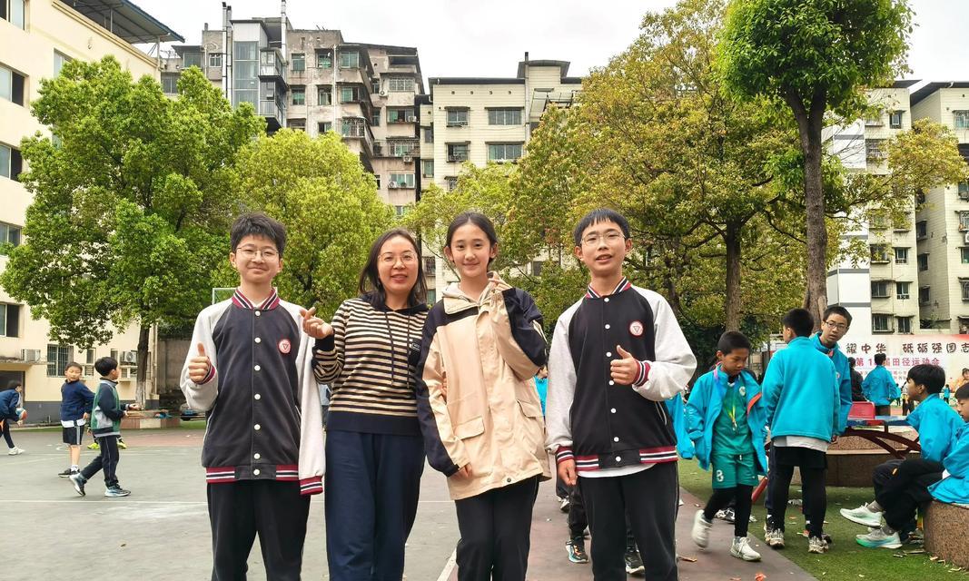 一起走过的校园岁月（怀念青春时光）-第3张图片-学作网